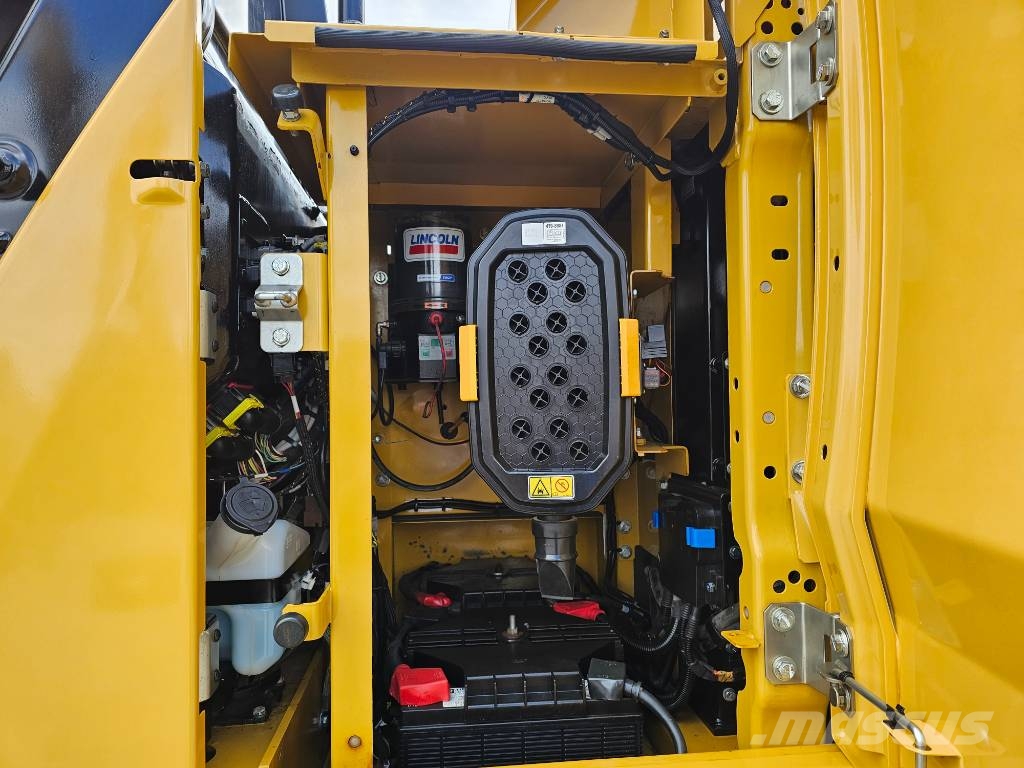 CAT 320 NG Rupsgraafmachines