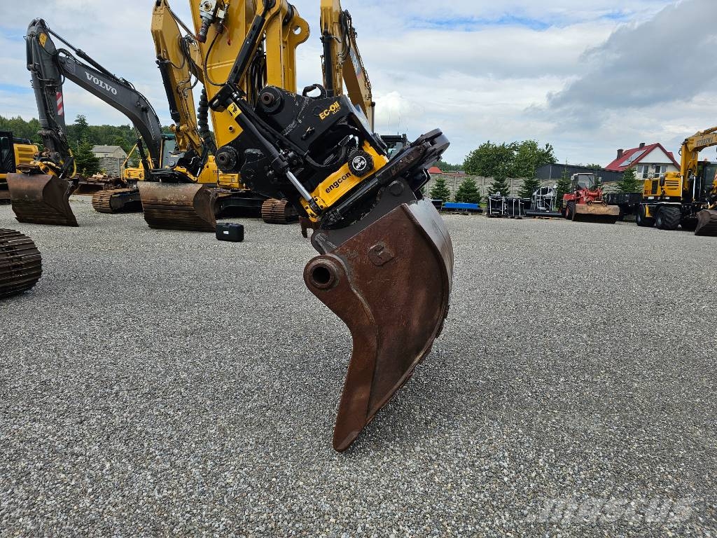 CAT 320 NG Rupsgraafmachines
