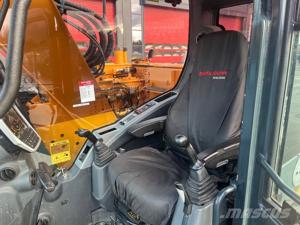 Hyundai HX 130 / Kallistaja, Metsävarusteltu, Uudet ketjut Bageri guseničari
