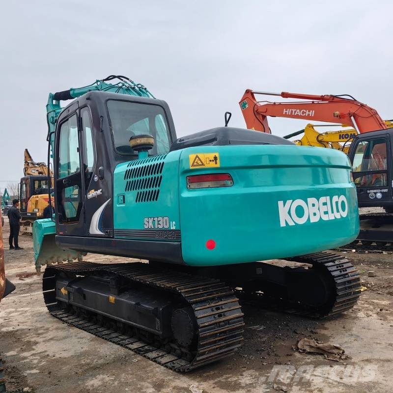 Kobelco SK 130 Гусеничные экскаваторы