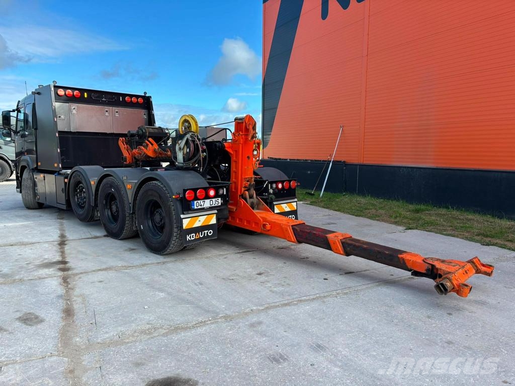 Volvo FM 500 8x4/4 Zacklift Z453 / WINCH 13,61 ton Carroattrezzi