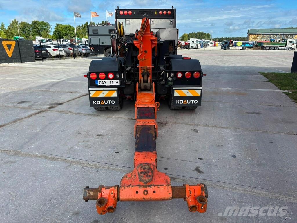 Volvo FM 500 8x4/4 Zacklift Z453 / WINCH 13,61 ton Carroattrezzi