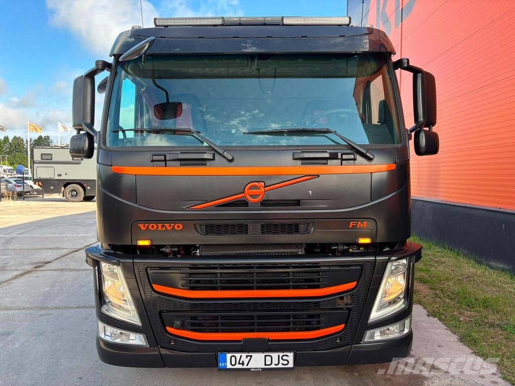 Volvo FM 500 8x4/4 Zacklift Z453 / WINCH 13,61 ton Carroattrezzi