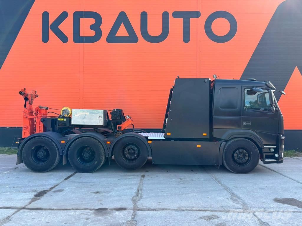 Volvo FM 500 8x4/4 Zacklift Z453 / WINCH 13,61 ton Carroattrezzi