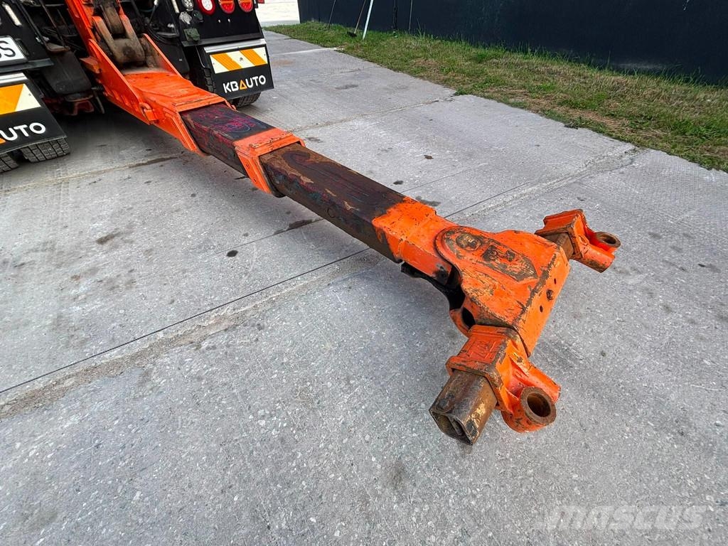 Volvo FM 500 8x4/4 Zacklift Z453 / WINCH 13,61 ton Carroattrezzi