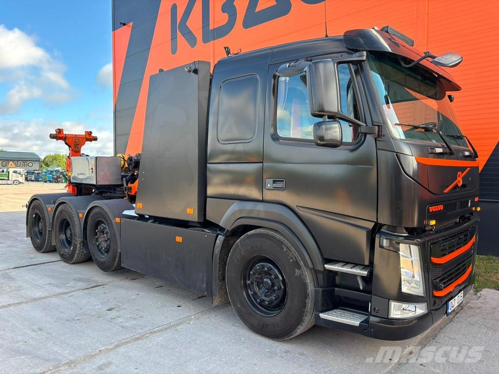 Volvo FM 500 8x4/4 Zacklift Z453 / WINCH 13,61 ton Carroattrezzi