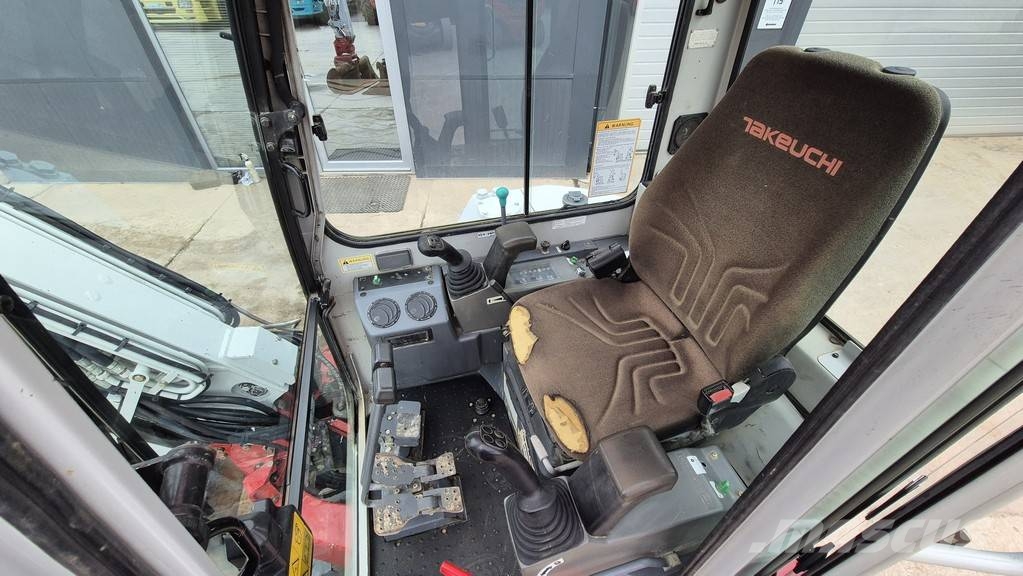 Takeuchi TB138FR - POWERTILT - 3X BUCKETS - 2012 YEAR Мини екскаватори < 7 т
