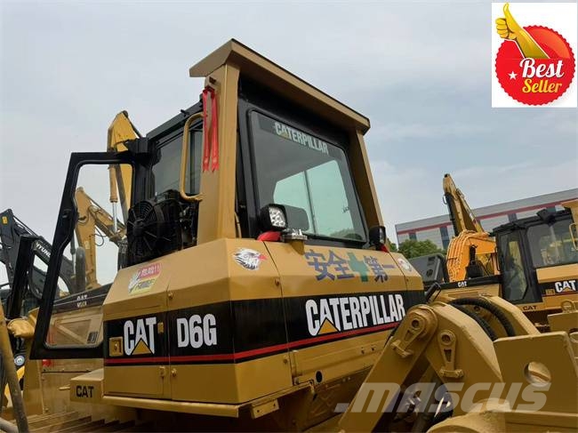 CAT D 6 G Верижни булдозери