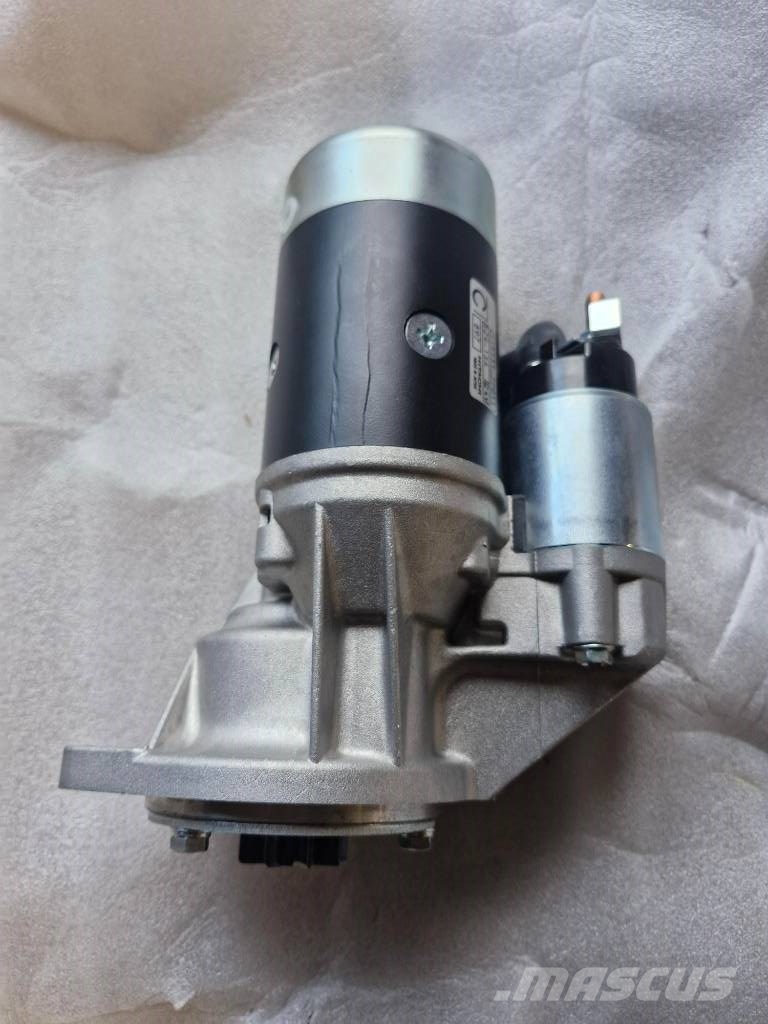 Hitachi DEMARREUR ZX85USB-5 / YD00005941 Silniki