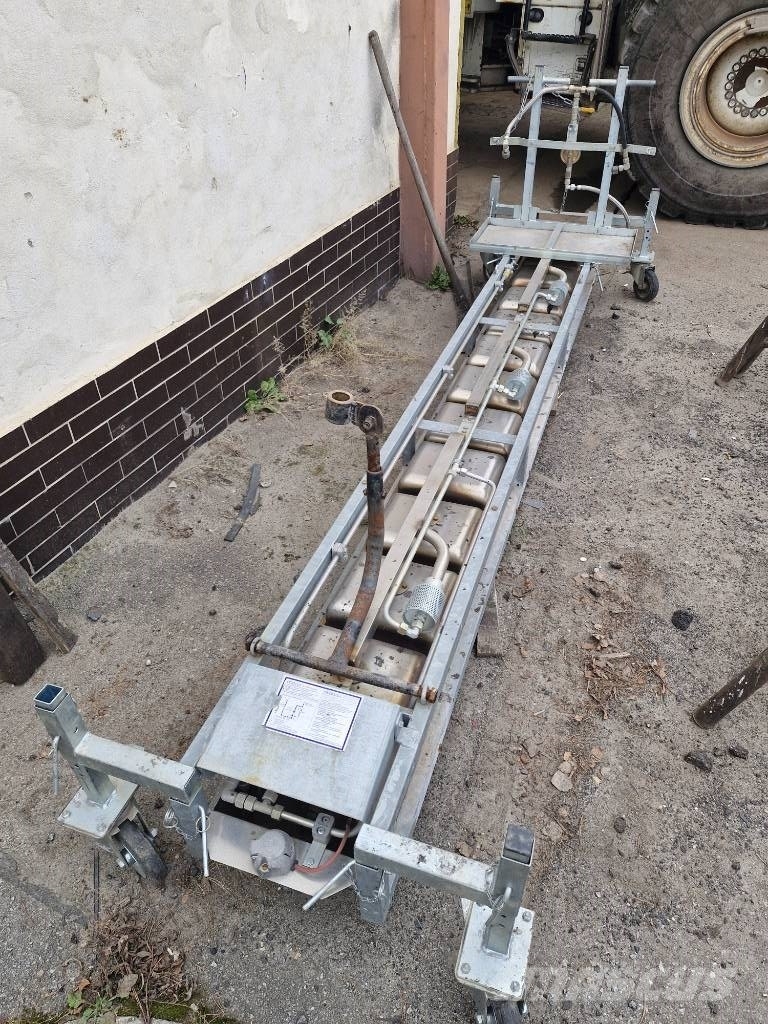 Abacus ST-ZMB 80 - nahřívač spár Sonstige Baumaschinen