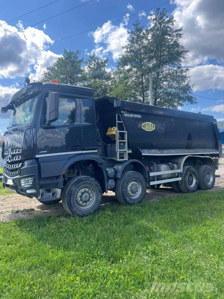 Mercedes-Benz Arocs 3244 Camiones bañeras basculantes o volquetes