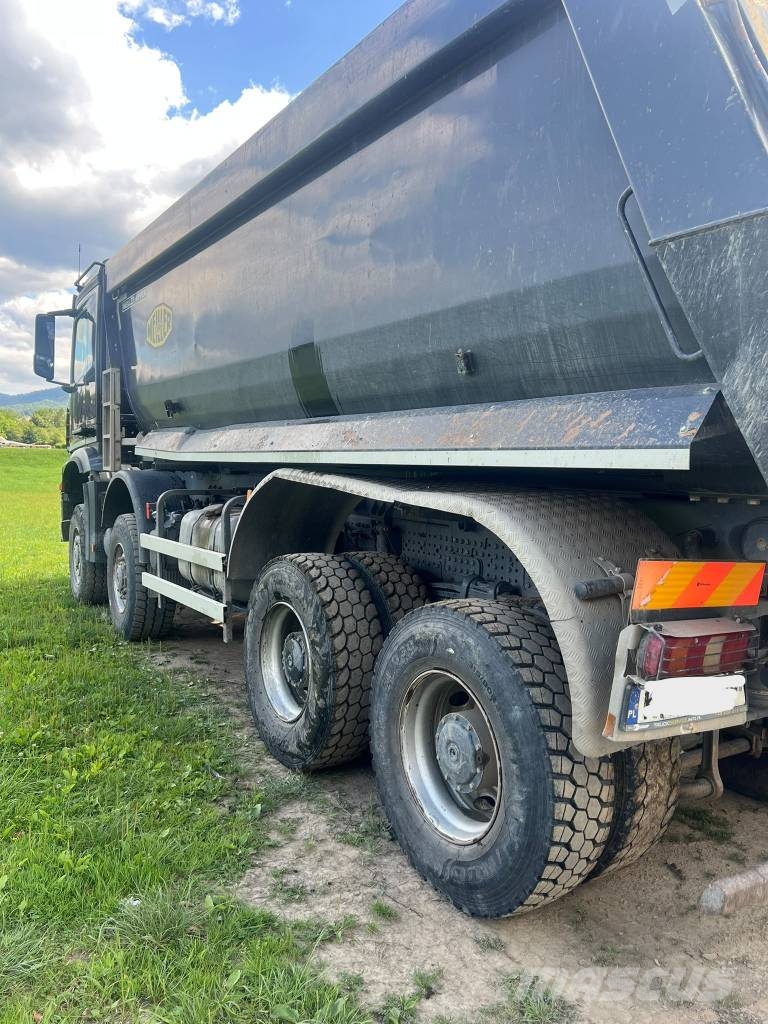 Mercedes-Benz Arocs 3244 Camiones bañeras basculantes o volquetes