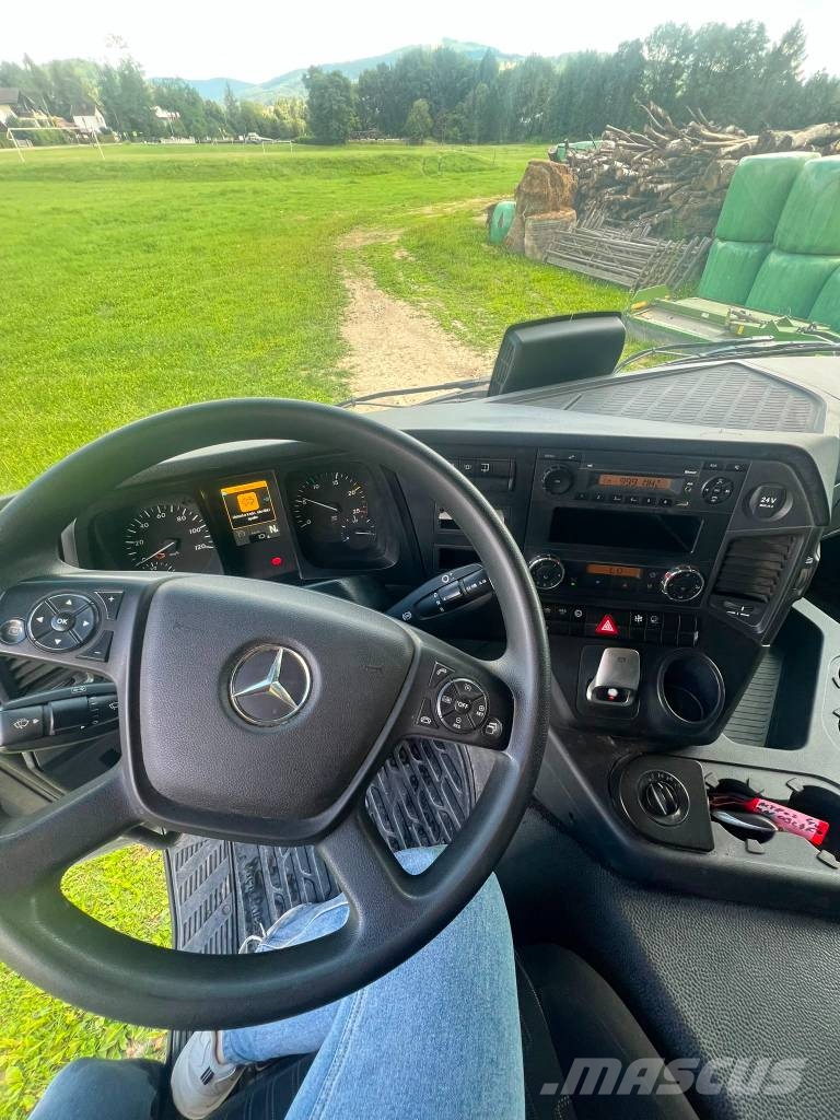 Mercedes-Benz Arocs 3244 Camiones bañeras basculantes o volquetes