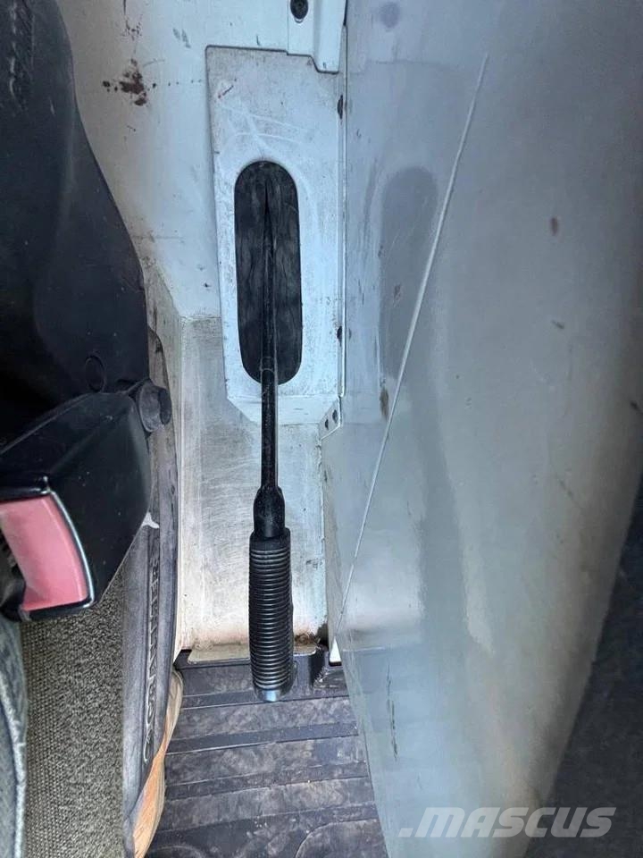 Liebherr L 506 Pyöräkuormaajat