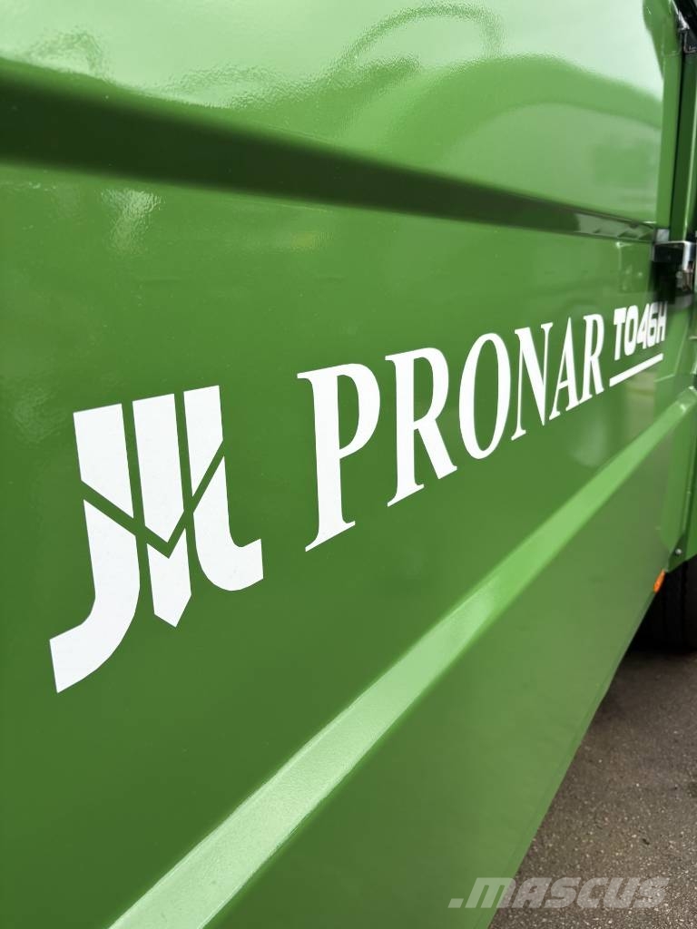 Pronar TH046  Djurvagn Інші причепи