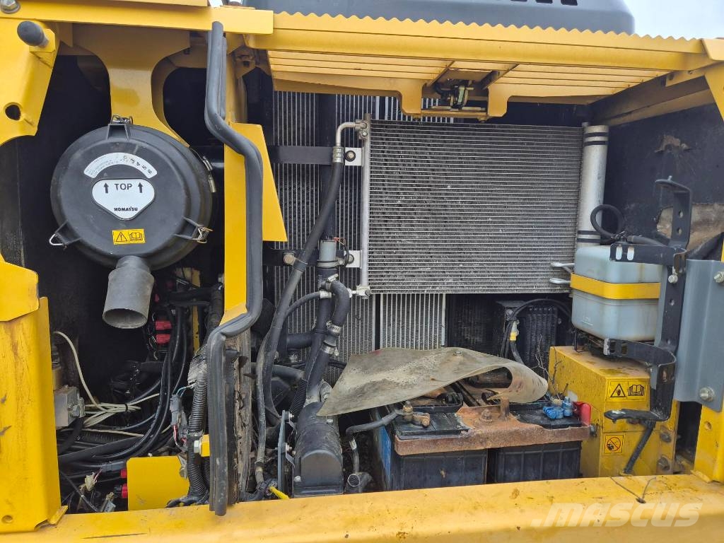 Komatsu PC 160 LC-7 حفارات زحافة