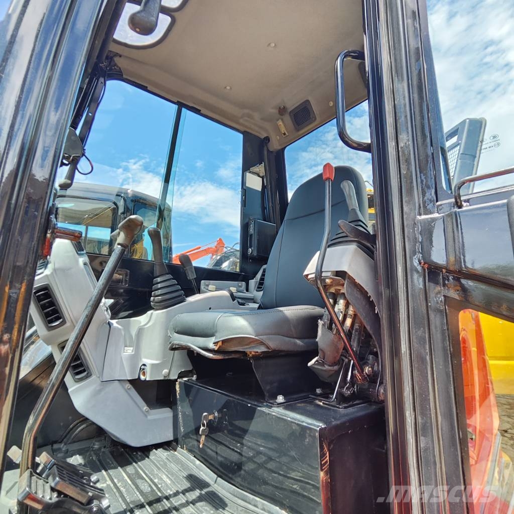 Kubota KX155-5 Kāpurķēžu ekskavatori