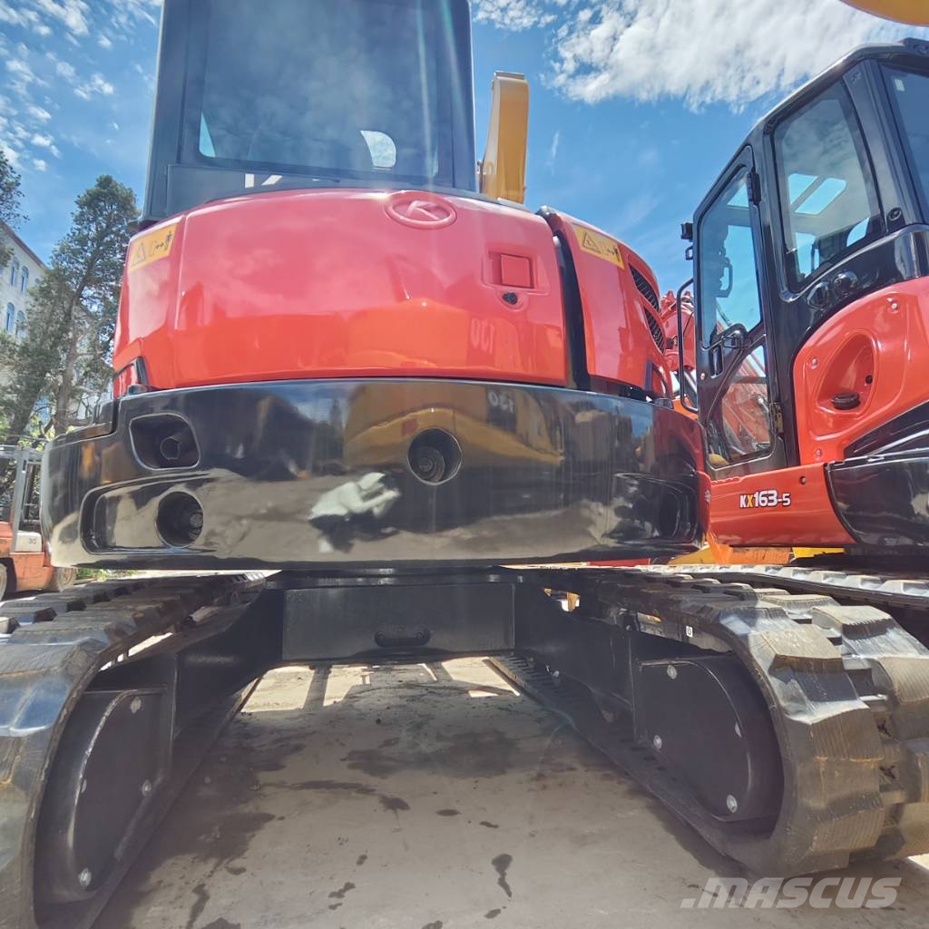 Kubota KX155-5 Kāpurķēžu ekskavatori