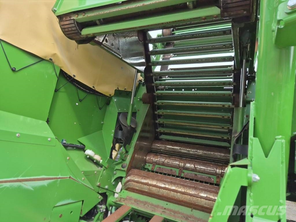 Krone Comprima CF 155 XC Xtreme Рулонні прес-підбирачі