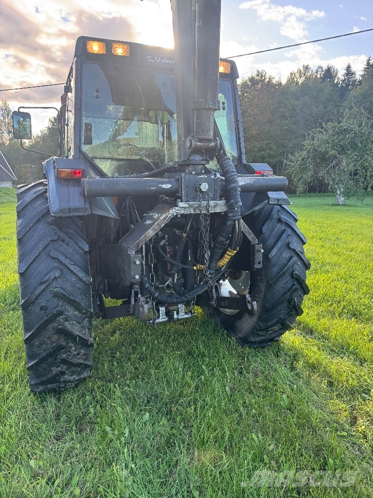 Valtra Valmet 8050 Traktorid