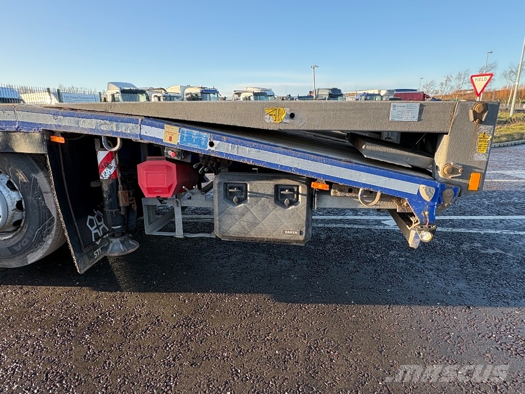Volvo FM 450 Vlakke laadvloer met kraan