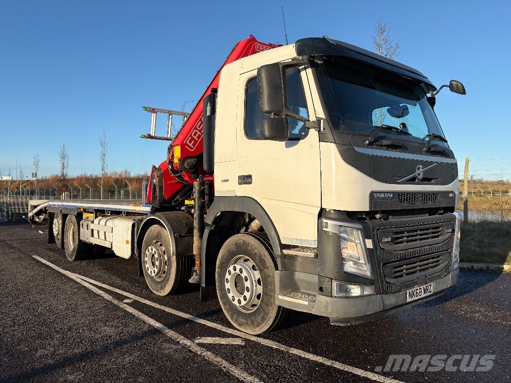 Volvo FM 450 Vlakke laadvloer met kraan