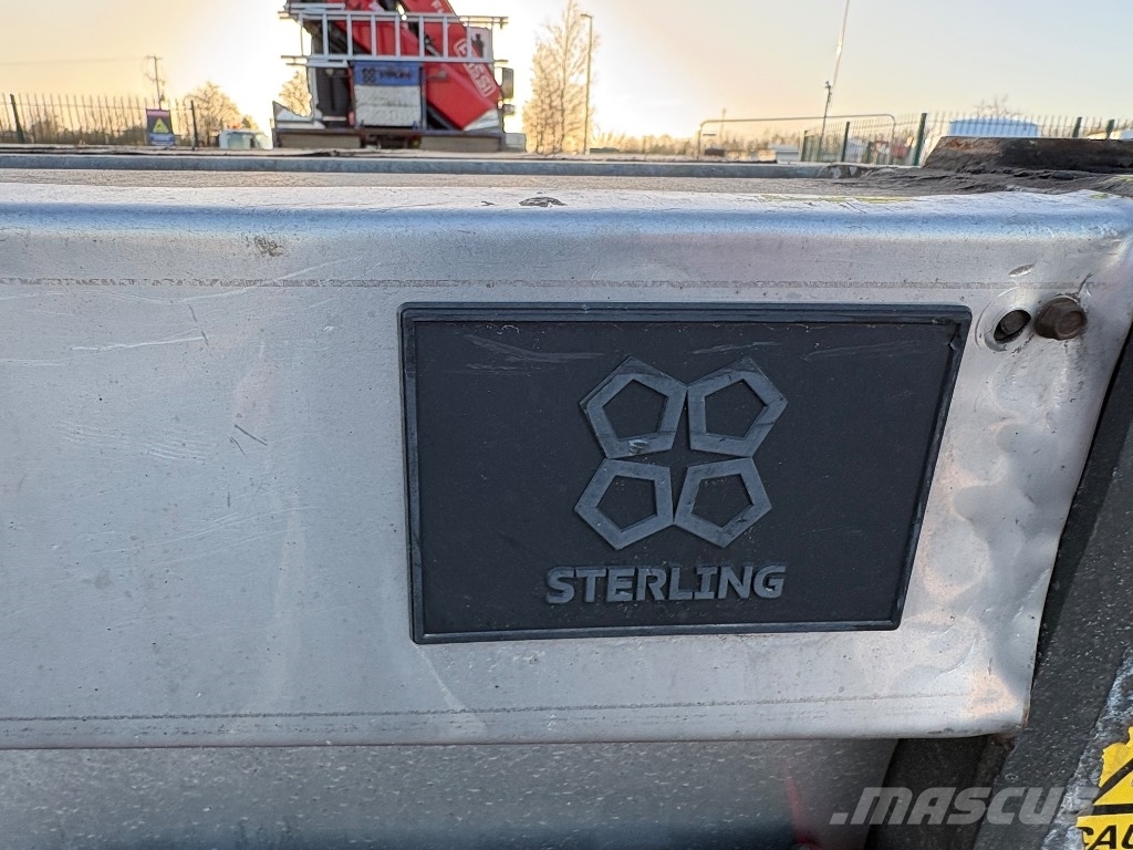 Volvo FM 450 Vlakke laadvloer met kraan