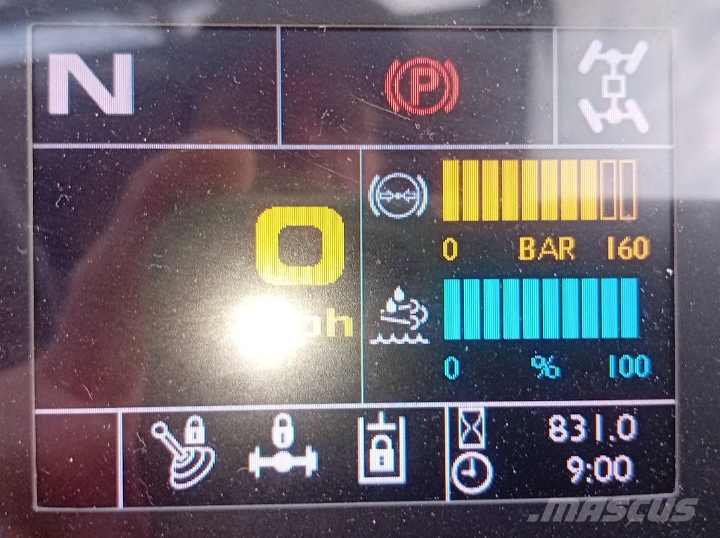 JCB 555P210R Телескопични товарачи
