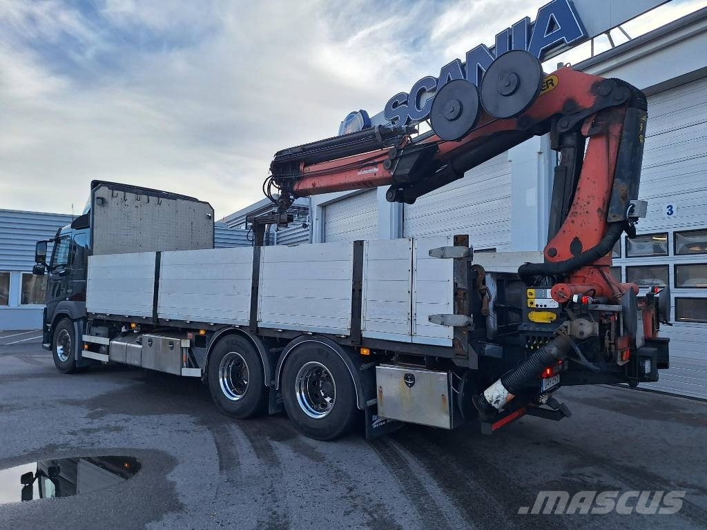 Volvo FM  6x2 شاحنات الرافعات