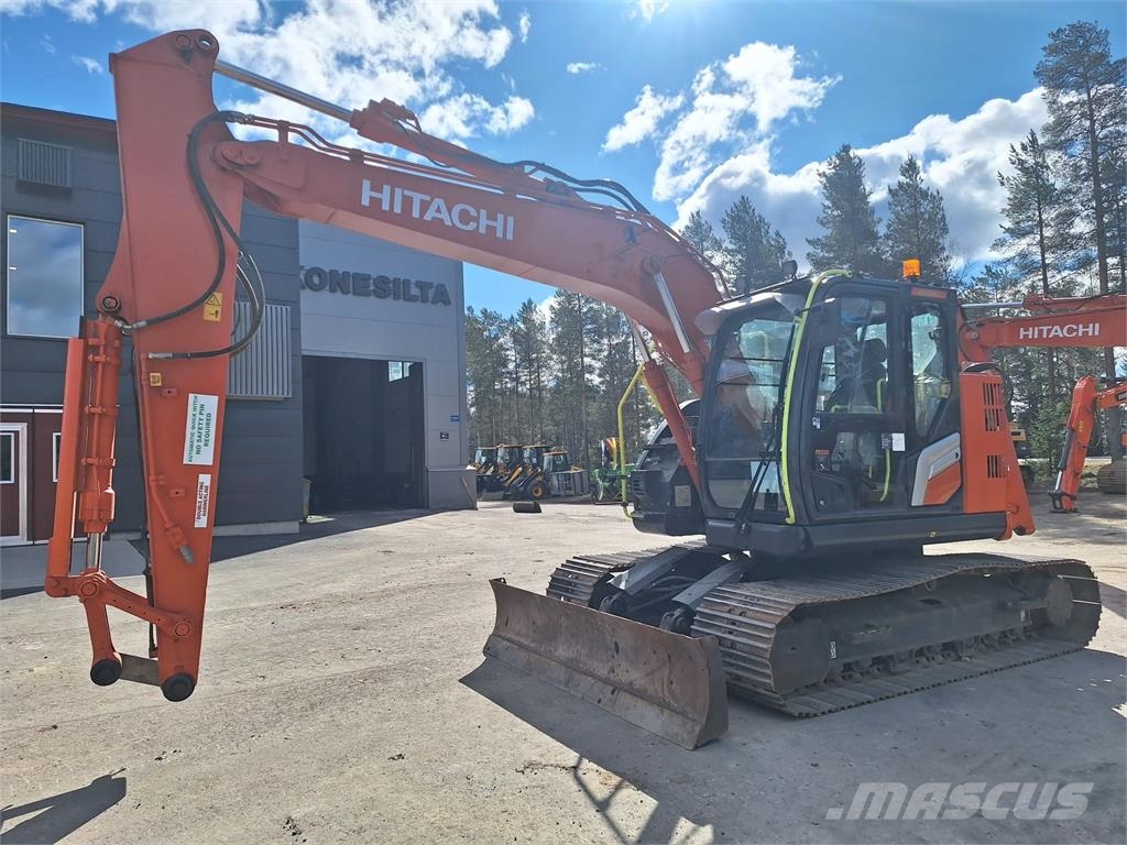 Hitachi ZX135USBL-7 履带挖掘机