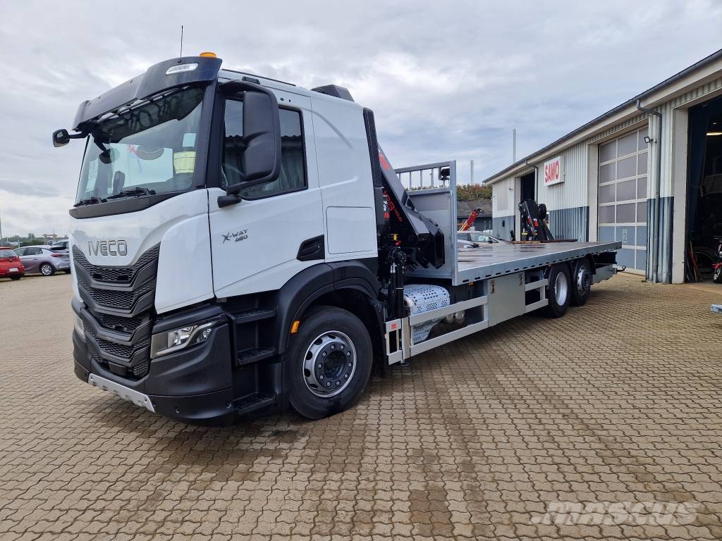 Iveco X-Way AT260S46 Crane trucks