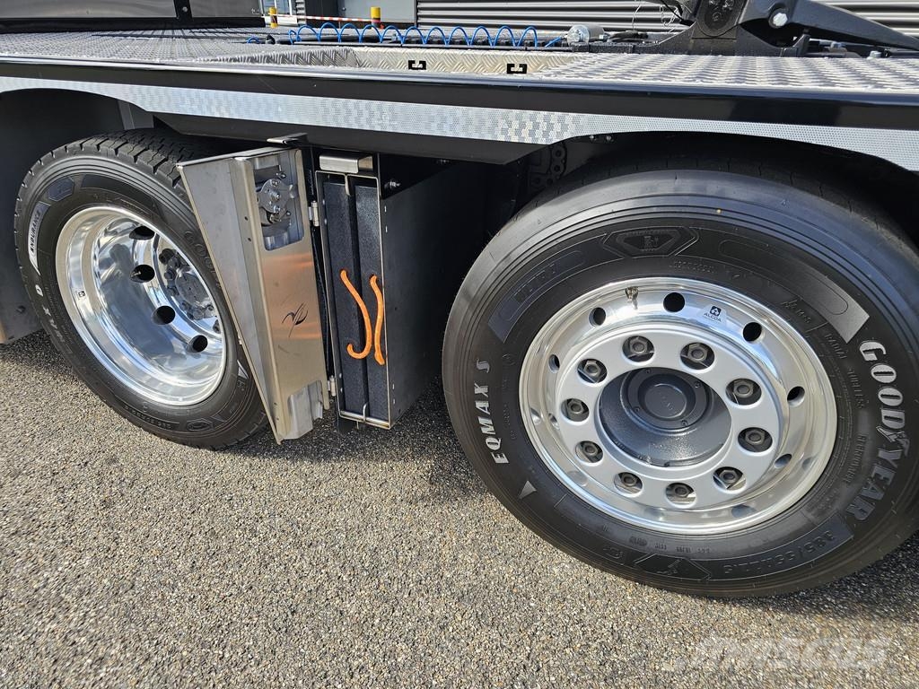 DAF XF 530 8x2 / HMF 9520 K8 / NIEUW! Prime Movers
