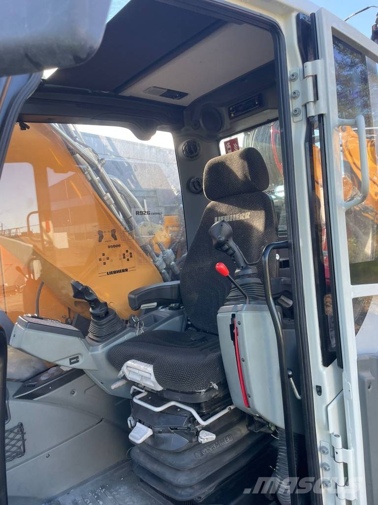 Liebherr R 926 Compact Litronic Bageri guseničari