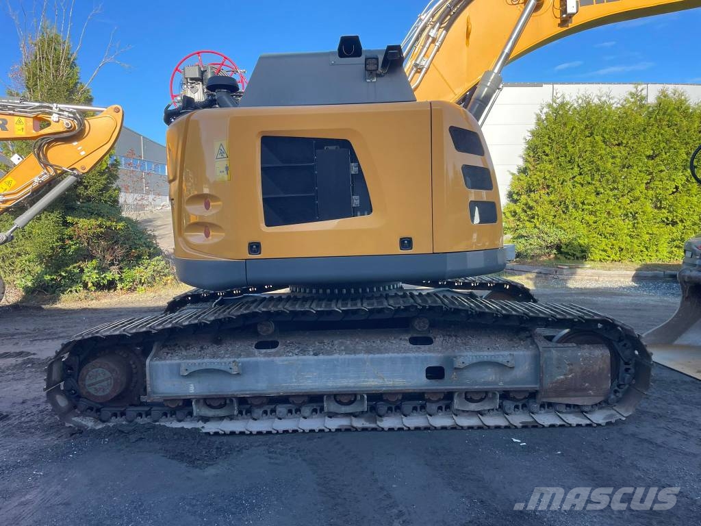 Liebherr R 926 Compact Litronic Bageri guseničari