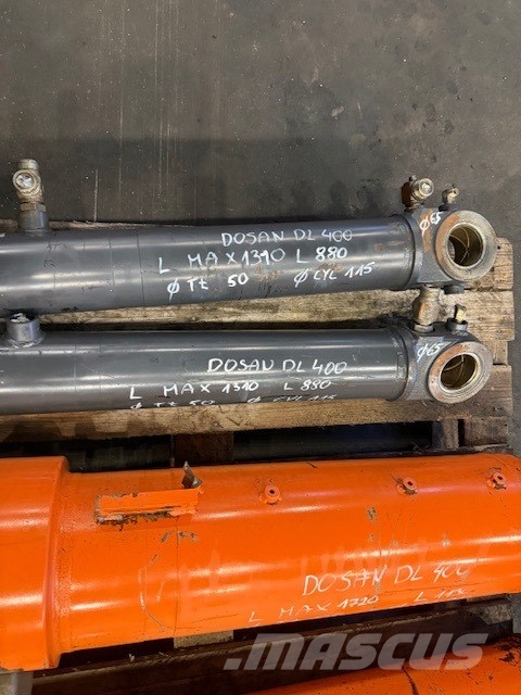 Doosan DL 400 USED HYDRAULIC CYLINDER COMPLET Hidráulicos