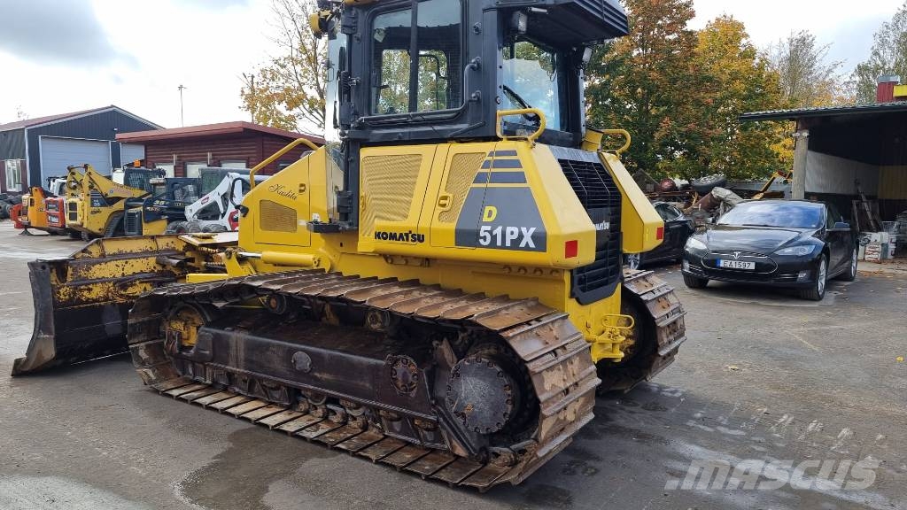 Komatsu D 51 PX-22 Kāpurķēžu buldozeri