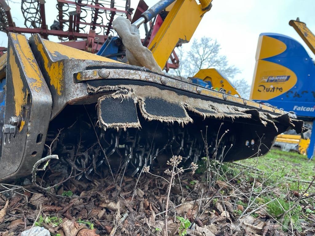 Bomford FALCON VFA 650 Kosačky namontované a ťahané