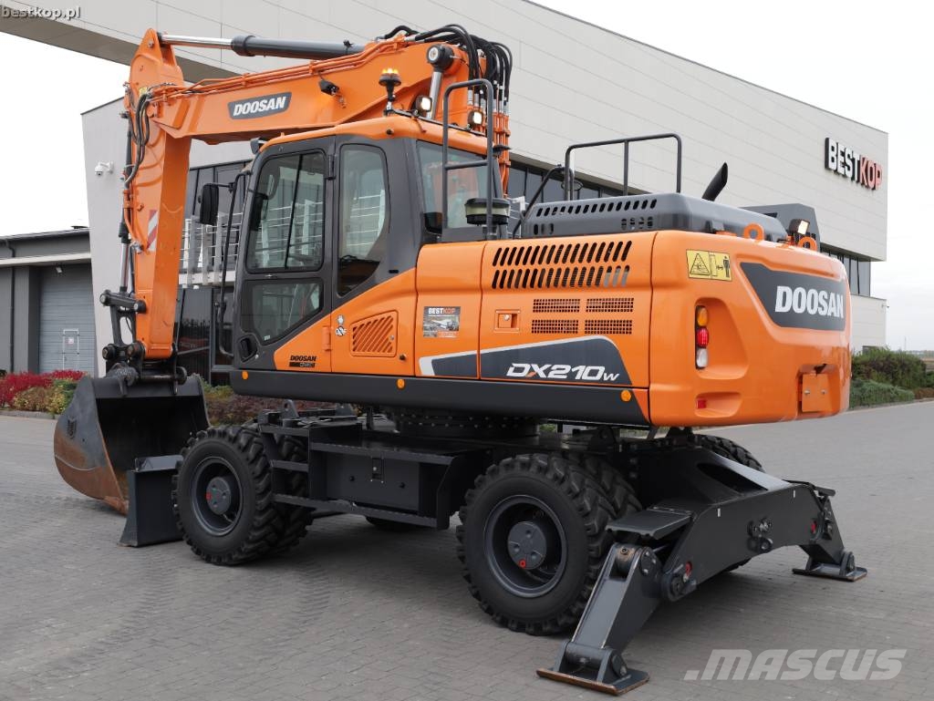 Doosan DX210W-5 Wheeled excavators
