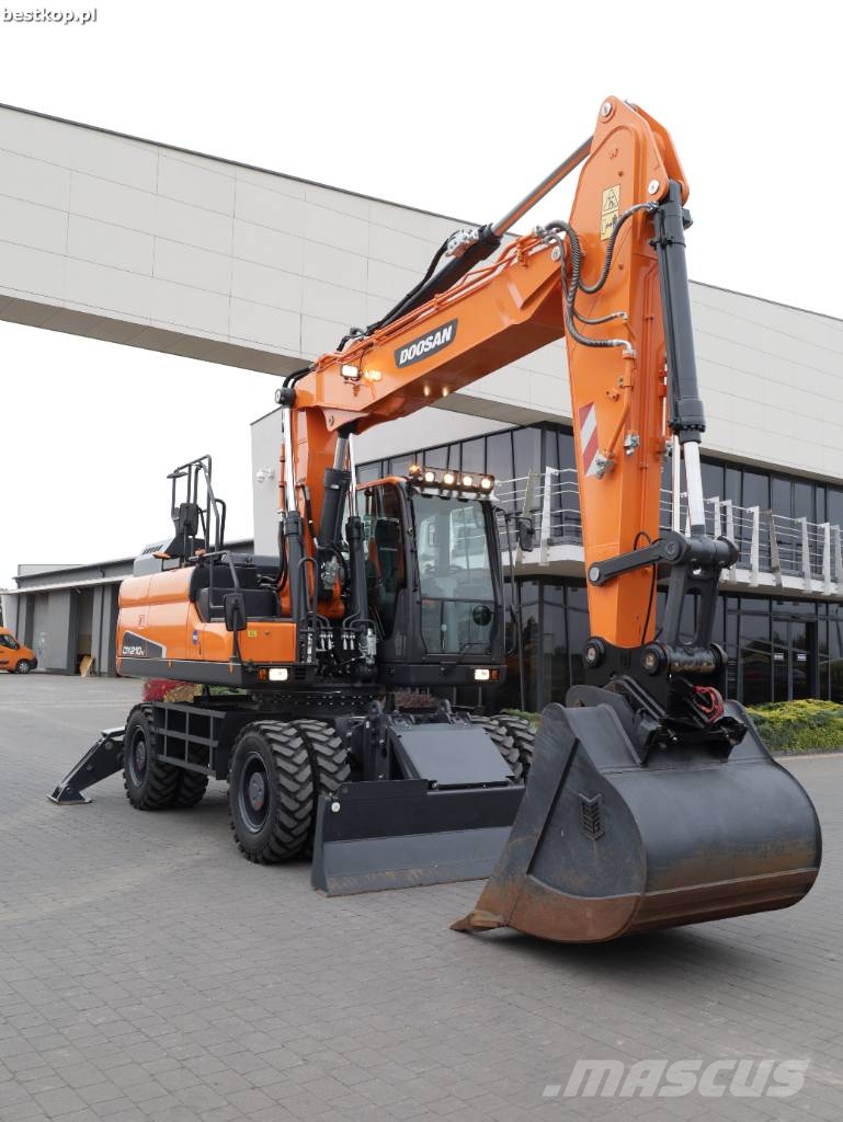 Doosan DX210W-5 Wheeled excavators