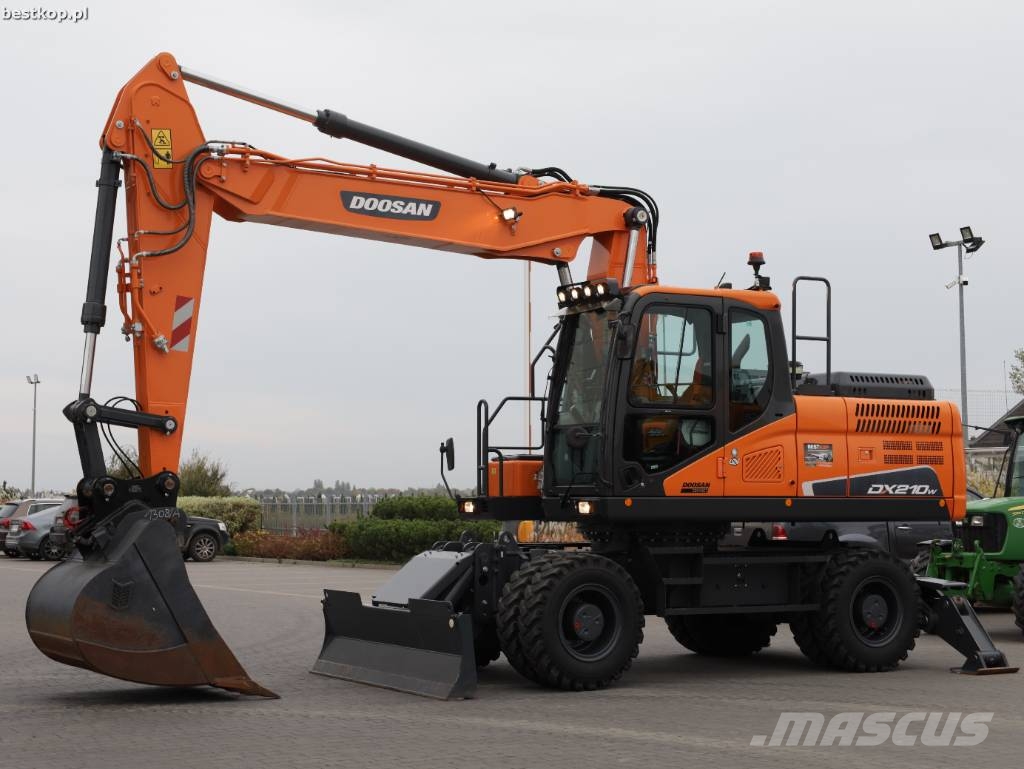 Doosan DX210W-5 Wheeled excavators