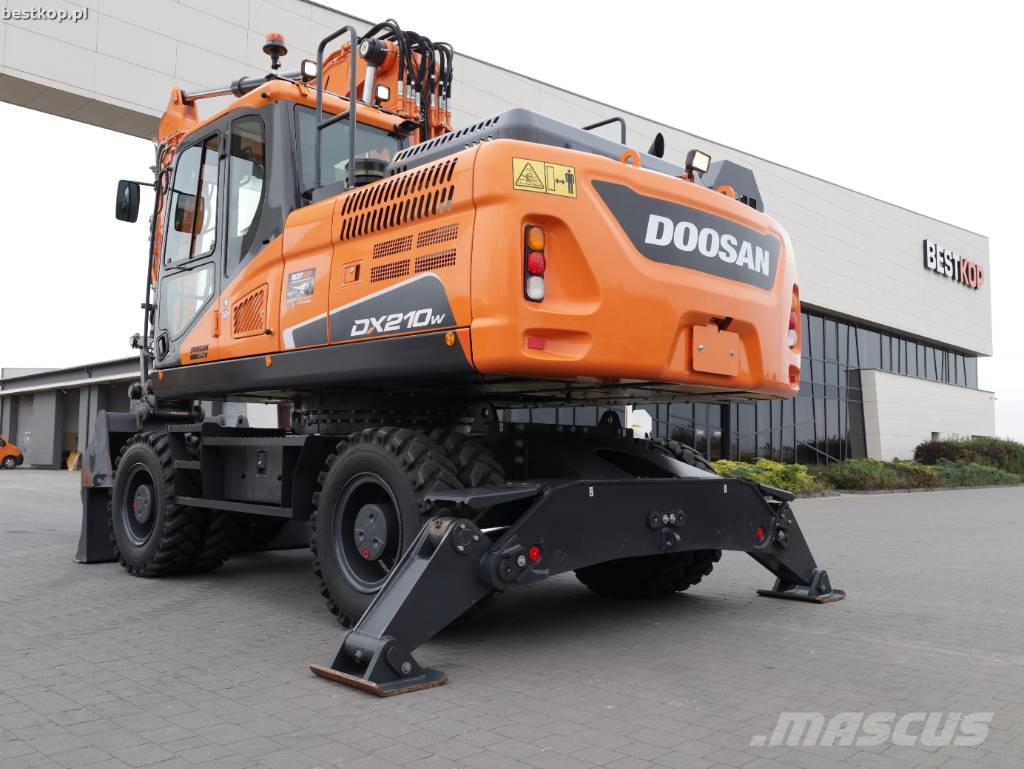 Doosan DX210W-5 Wheeled excavators
