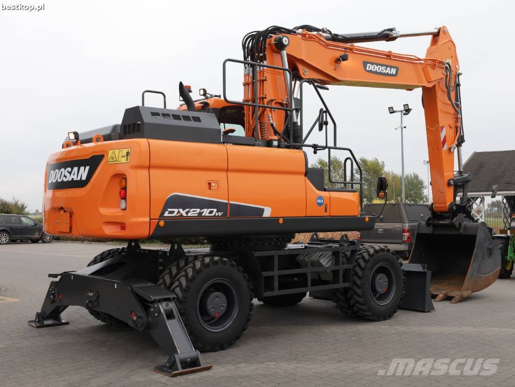 Doosan DX210W-5 Wheeled excavators