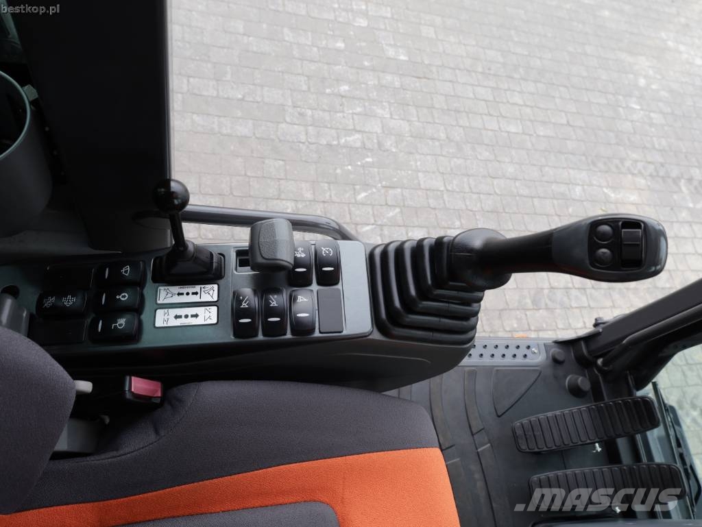 Doosan DX210W-5 Wheeled excavators