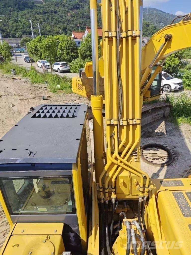 Komatsu PC 450-8 履带挖掘机
