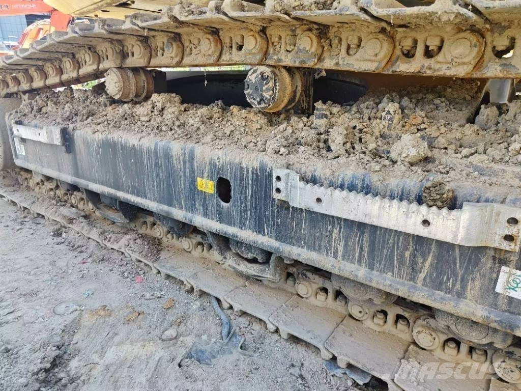 Komatsu PC 450-8 履带挖掘机