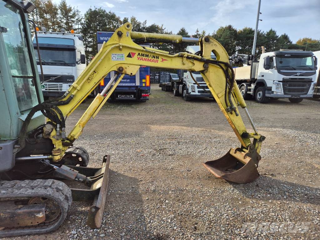 Yanmar Vio 25 Mini rýpadlá < 7t