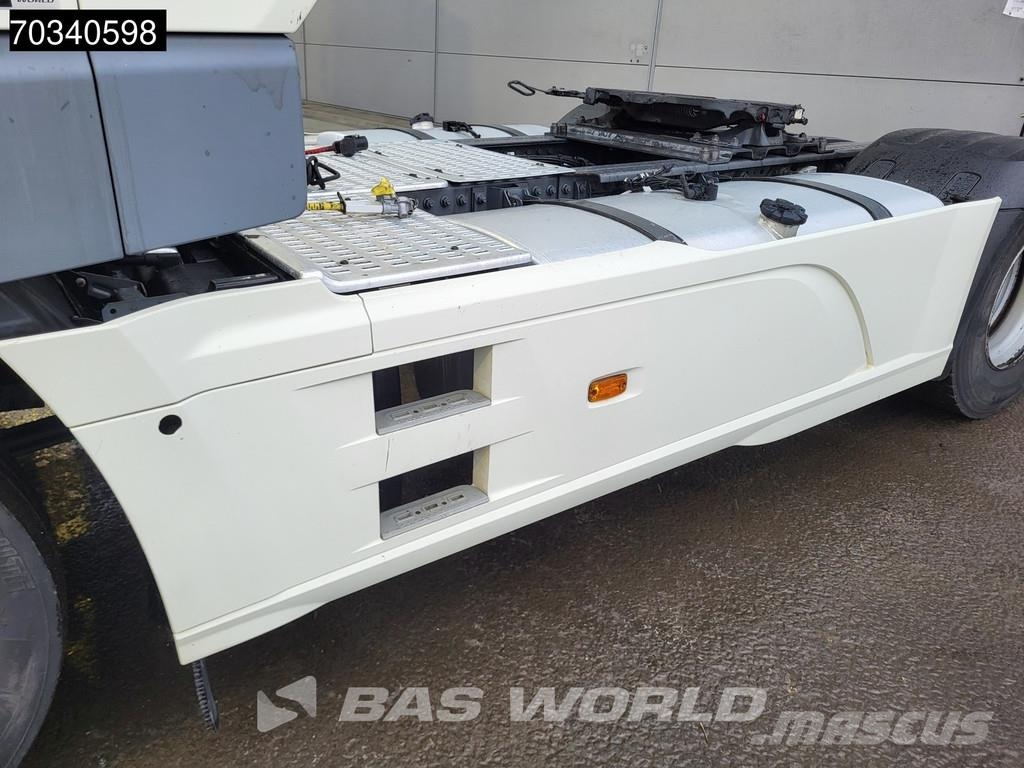 DAF CF 450 CF 4X2 NL-Truck APK 08-2027 SC 2xTanks ACC Vilcēji