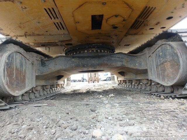 CAT CAT312D Excavator Kāpurķēžu ekskavatori