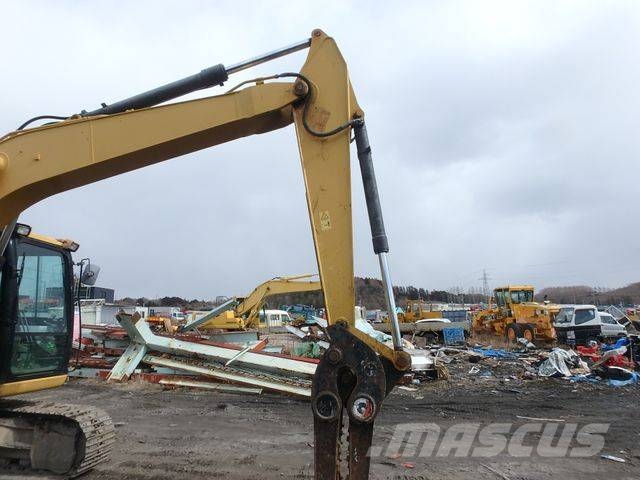 CAT CAT312D Excavator Kāpurķēžu ekskavatori