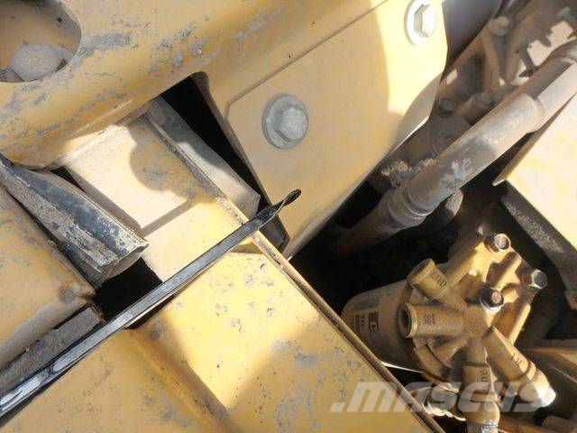 CAT CAT312D Excavator Kāpurķēžu ekskavatori